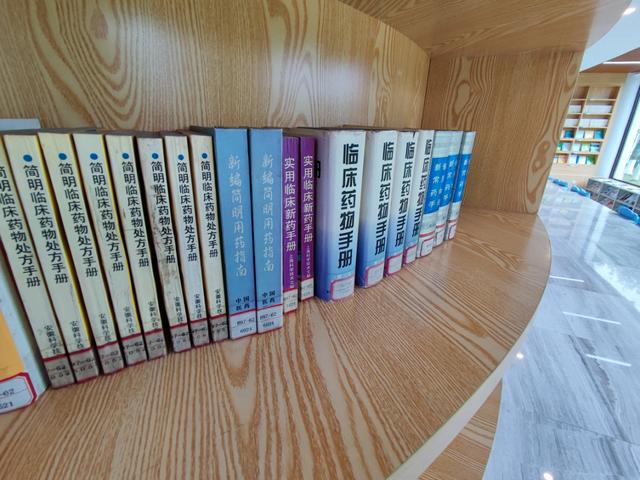 成都铁路卫生学校在哪里(成都铁路卫生学校面积)