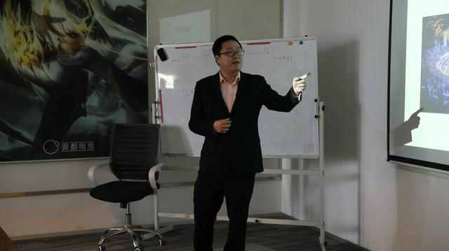 成都电竞学校学费多少(兰州电竞学校学费多少)