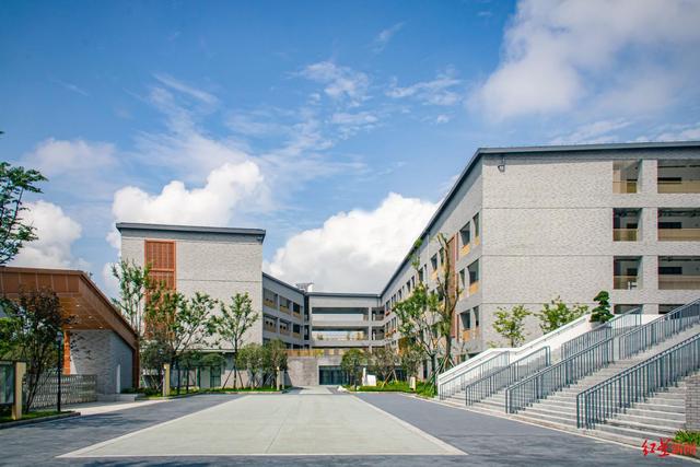 成都铁路卫生学校高新校区(成都铁路卫生学校对口高职)