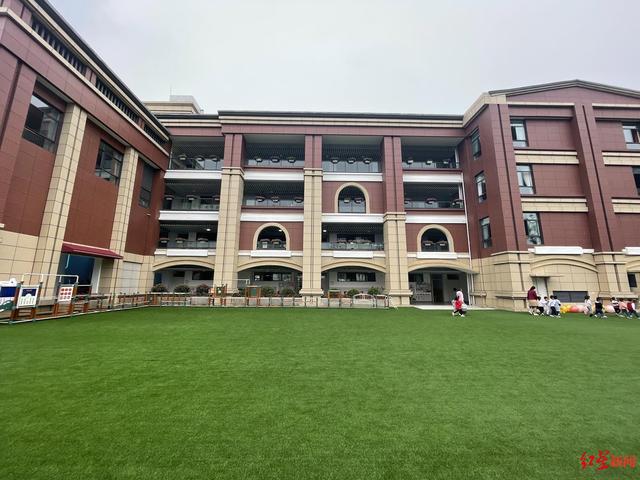 成都铁路卫生学校高新校区(成都铁路卫生学校对口高职)