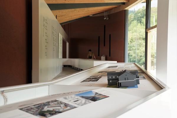 乐山市新世纪技工学校(乐山商务学校怎么样)