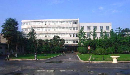 成都公办高中学校(成都普高最低分数线)