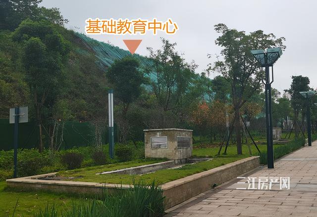 宜宾高铁学校(宜宾到泸州高铁)