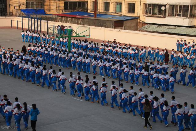 中考成绩很差能读什么学校(中考不好该上哪个学校)