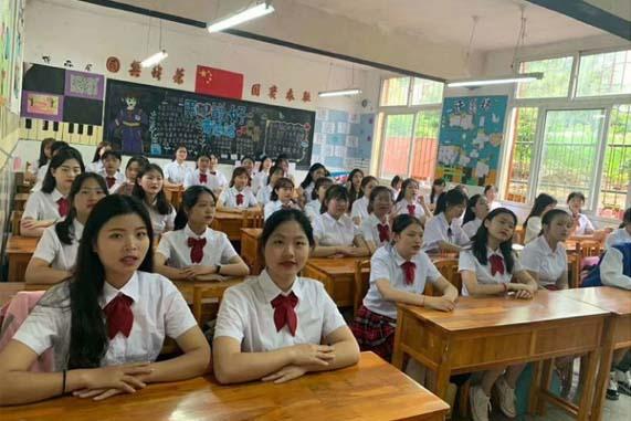 成都幼儿师范学校收费(成都幼儿师范学校)