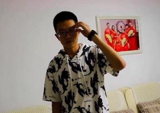初中毕业上职高好吗(初中毕业上职高好还是上技校好)