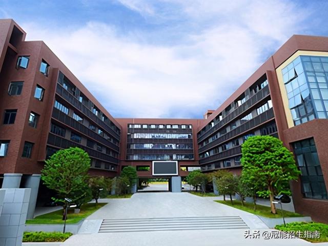 成都职业护理学校的简单介绍