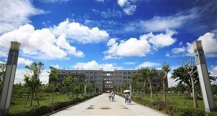 绵阳幼教学校(绵羊油娇嫩补水保湿霜)