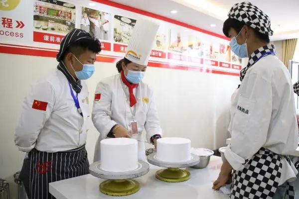 初中没毕业上什么学校可以(以前初中没毕业可以上什么学校)
