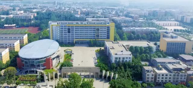 成都希望职业学校是大学吗(成都希望职业学校收费)
