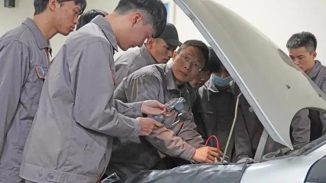 成都希望职业学校好吗(成都希望职业学校2021年招生简章)