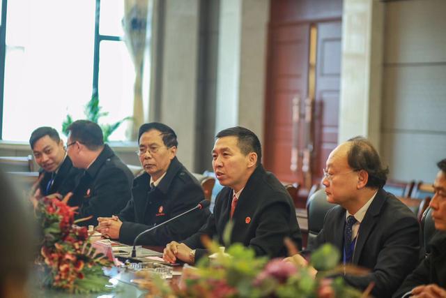 专业的成都空姐学校(专业的成都智能快递柜)