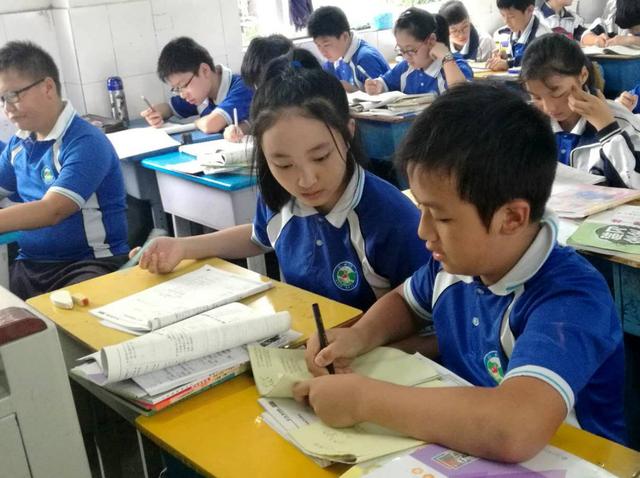 初中生在上什么学校好(初中毕业公办3加2学校)