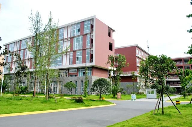成都礼仪职业中学(成都礼仪职业中学学前教育)