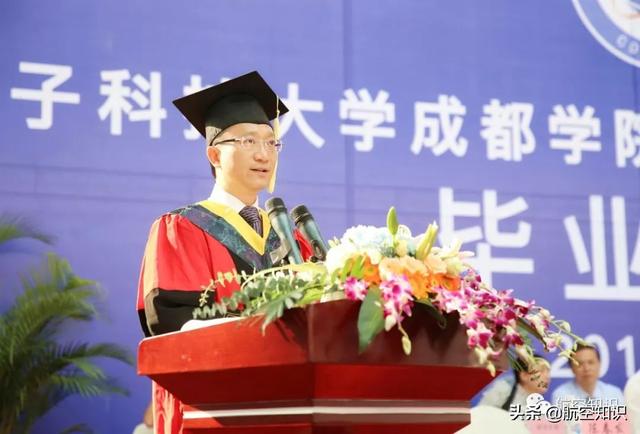 成都工业职业技术学院招生办电话(雅安职业技术学院)