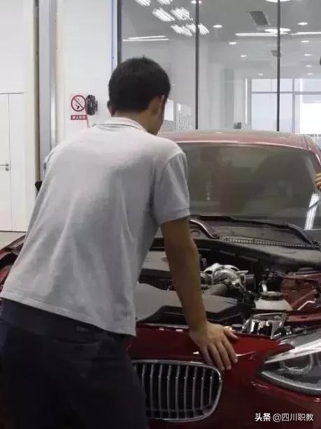 温江燎原职业技术学院怎么样(燎原职业学校宿舍照片)