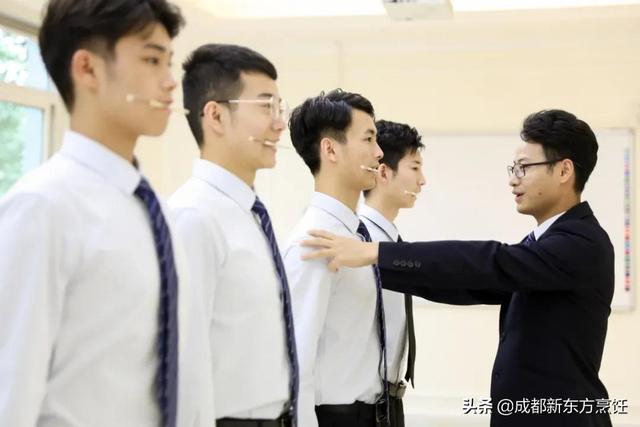 初中考不上高中读哪所学校好(初中考不上高中怎么办有哪些出路知乎)