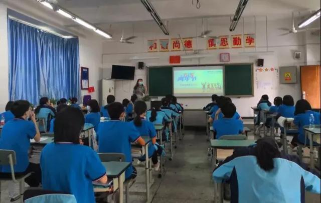 四川应用技术职业学院学费(四川应用技术学院地图)