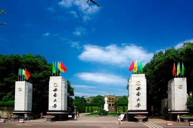 成都美术学校有哪些(成都美术学院排名)