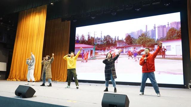 成都市轨道交通专业学校(成都市轨道交通专项资金筹措方案)