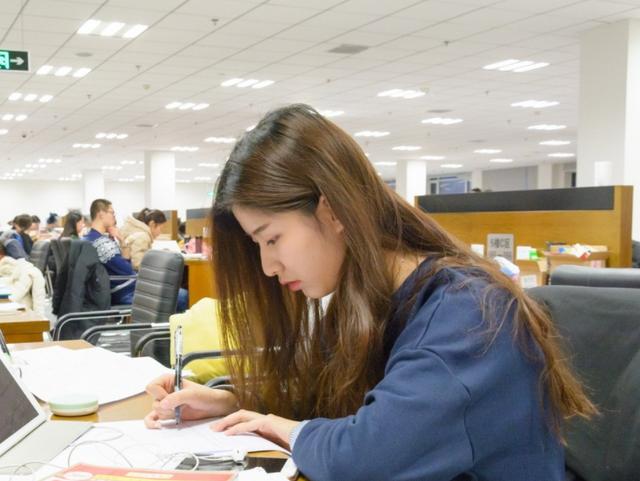 四川省经济管理学校学费多少钱(四川省经济管理学校唐元校区)