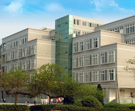 四川省铁路职业学校学费(西安铁路职业学校学费多少)