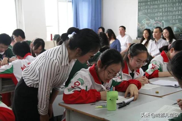 成都实验商贸管理学校好不好(成都新运职业学校)