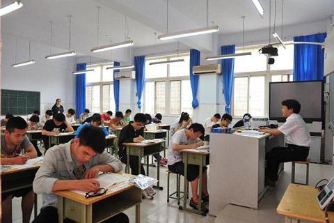 成都专科学校有哪些(成都专科学校有哪些公立)