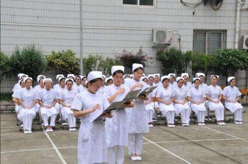 关于成都护理职业技术学校分数线的信息