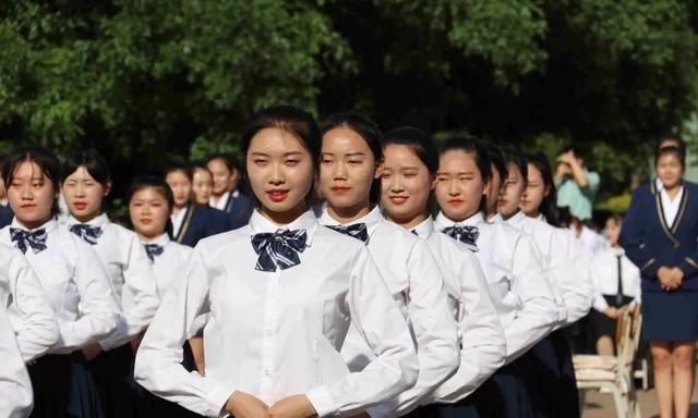 初中没毕业可以上的学校(初中没毕业可以上职高吗)