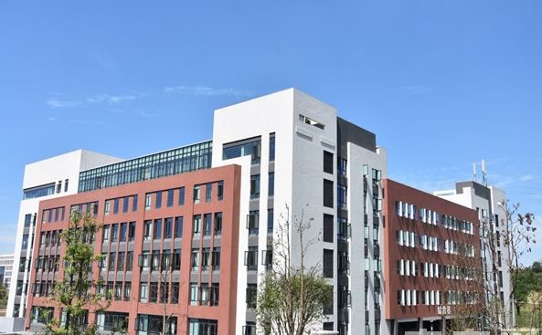 成都职业技术学校地址(成都职业技术学校在线教育平台)
