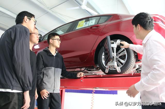 男孩考不上高中学什么专业好(男孩考不上高中上什么专业好)