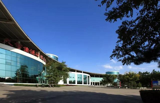 不用高考的全日制大学(大专可以直接进去吗)