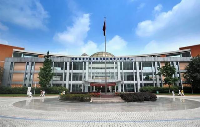 成都周边私立高中学校有哪些(成都市私立高中排名)